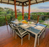 Beach Fansea - Whitsundays Accommodation