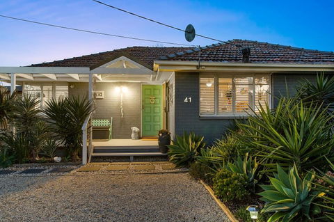 Beach House 41 - Whitsundays Accommodation 1