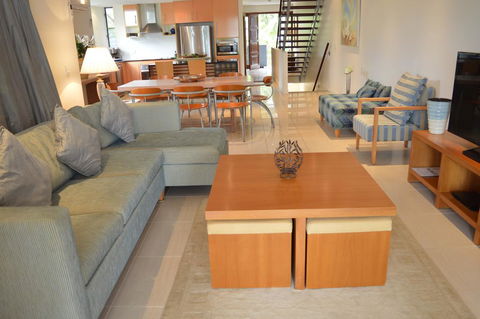 Beach House Apartment 1 - Whitsundays Accommodation 2