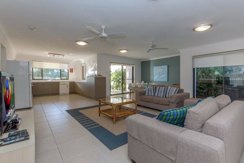 Beach House, Pacific Road, 1/20 - Whitsundays Accommodation 2