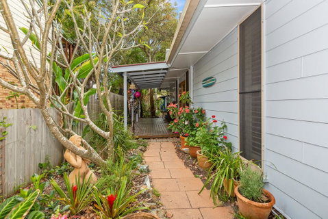 BEACH RETREAT - Whitsundays Accommodation 0