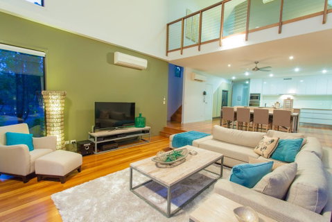 Beach Road Holiday Homes - Whitsundays Accommodation 0