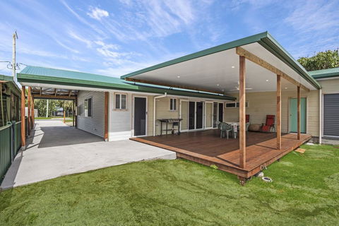Beach Shack On Towners - Whitsundays Accommodation 3