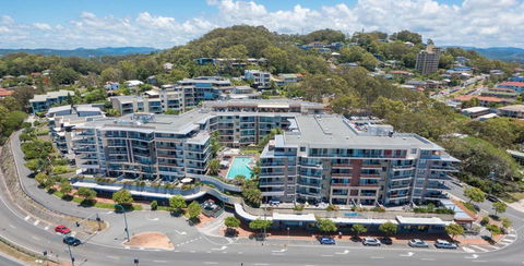 Beach Side Ocean Burleigh Heads 3 Bedroom Family Accomodation - Whitsundays Accommodation 0