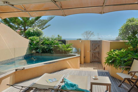 Beach Suites - Whitsundays Accommodation 2
