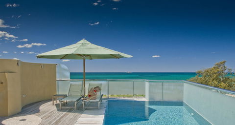 Beach Suites - Whitsundays Accommodation 0