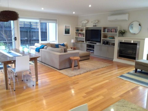 Beachcomber - Whitsundays Accommodation 1