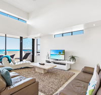 Beaches on Maroochy 1 Beach Parade - Whitsundays Accommodation