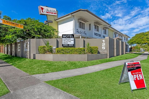 Redcliffe Motor Inn - Whitsundays Accommodation 0