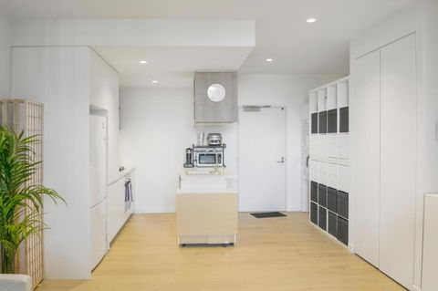 REST COLLECTION One Bedroom Apartment With Study - Whitsundays Accommodation 2