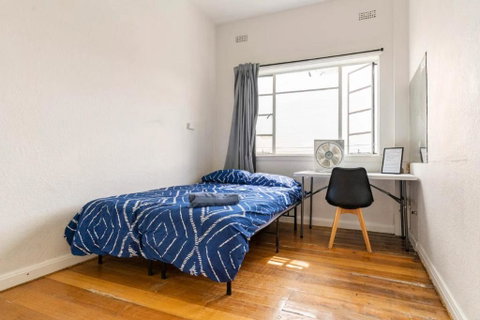 Richmond Private Rooms - 151 Hoddle Homestay - Whitsundays Accommodation 0
