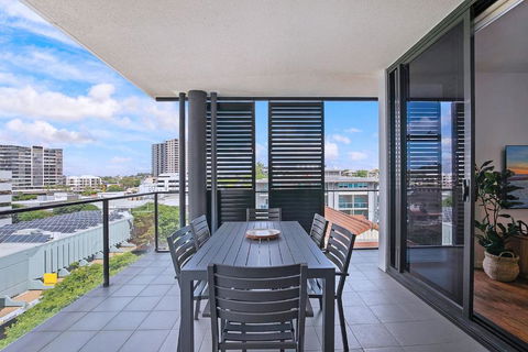 Regatta Hideaway - A Breezy Balcony Residence - Whitsundays Accommodation 1
