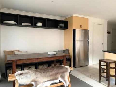 Reindeer 6 - Whitsundays Accommodation 1