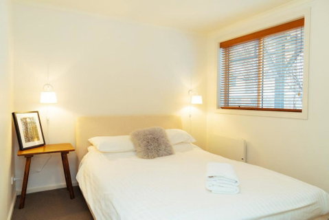 Reindeer 6 - Whitsundays Accommodation 2