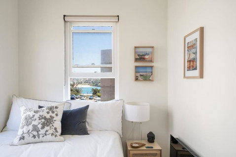 Relaxed Coogee Coastal Living With Ocean Views - Whitsundays Accommodation 0