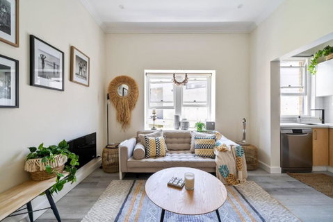 Relaxed Coogee Coastal Living With Ocean Views - Whitsundays Accommodation 1