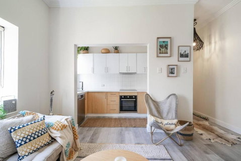 Relaxed Coogee Coastal Living With Ocean Views - Whitsundays Accommodation 2