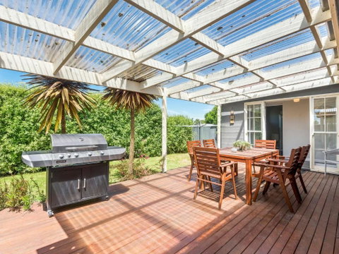 Resarf Retreat - Whitsundays Accommodation 1