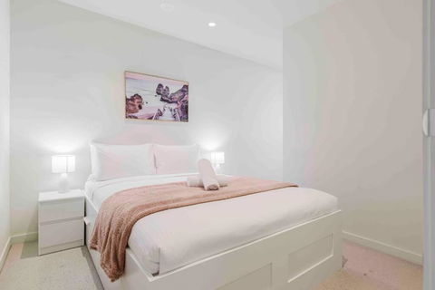 Resort Lifestyle Urban Apt - Pool, Gym, Sauna - Whitsundays Accommodation 0
