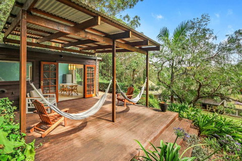 Retreat W Pool On Acreage - Whitsundays Accommodation 0