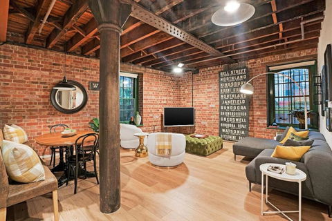 Retro Meets Industrial At Heritage Bond Store - Whitsundays Accommodation 0