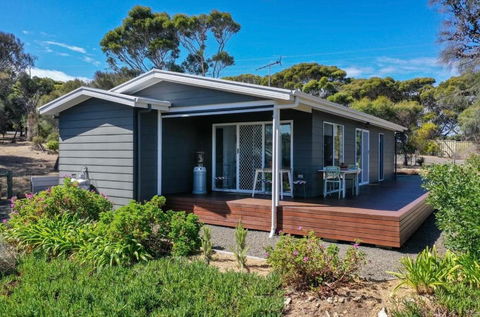 River Retreat - Whitsundays Accommodation 2