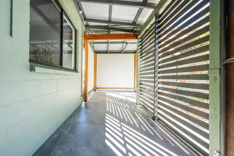 Riverdale Boutique Townhouses - Whitsundays Accommodation 3