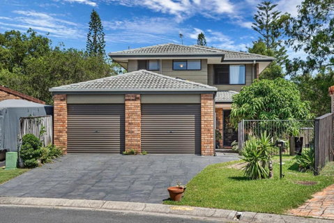 Riverfront Oasis In Elanora - Whitsundays Accommodation 2