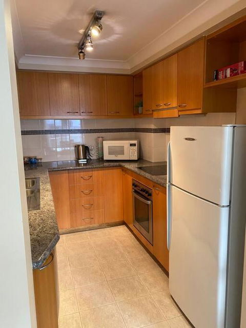 RIVERSIDE CITY VIEW PARKING NETFLIX WIFI WINE FREE - Whitsundays Accommodation 2