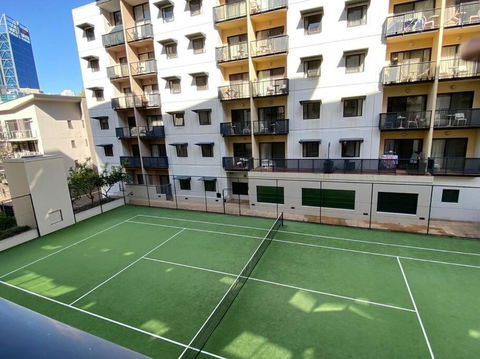 RIVERSIDE CITY VIEW PARKING NETFLIX WIFI WINE FREE - Whitsundays Accommodation 3