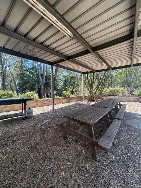 Riverside Motel & Marina - Whitsundays Accommodation 2