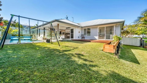 Riviera - Pool & Quick Walk To Centre - Whitsundays Accommodation 0