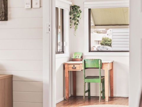 Rosena - The Classic Beach House - 5 Cashmore Street - Whitsundays Accommodation 3
