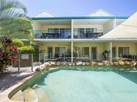 SAILS 9 Beachfront Getaway Horseshoe Bay - Whitsundays Accommodation 0
