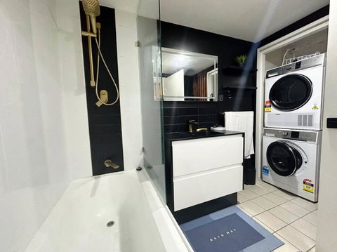 S&P - Festival - Whitsundays Accommodation 2