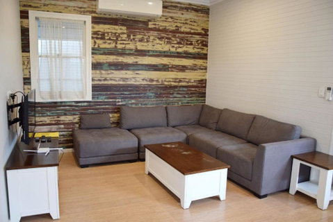 Rockleigh - Bring Your Own Linen. - Whitsundays Accommodation 3
