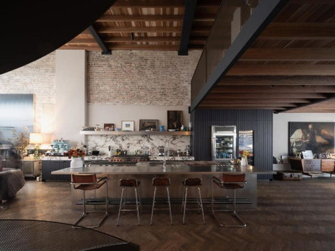 Rockstar, Surry Hills I30 - Whitsundays Accommodation 3