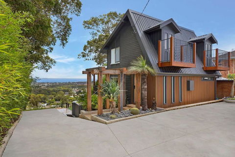 Rockview Retreat - Whitsundays Accommodation 1