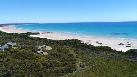 Rocky Cape Retreat - Whitsundays Accommodation 0