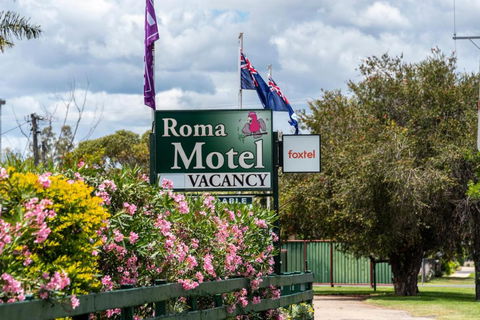 Roma Motel - Whitsundays Accommodation 1