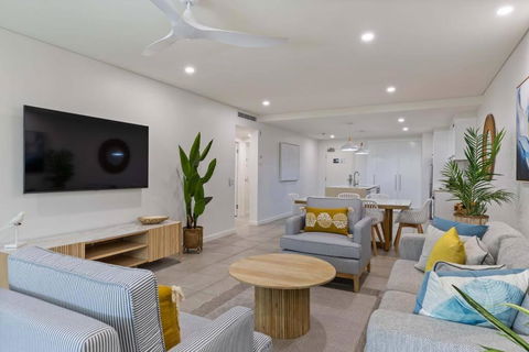 Rooftop Resort Oasis At Temple With Spa - Whitsundays Accommodation 2