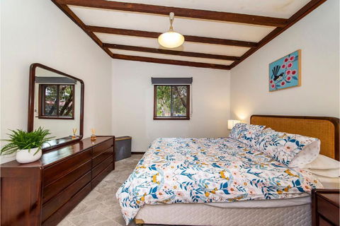 Rose Cottage Nannup - Whitsundays Accommodation 3