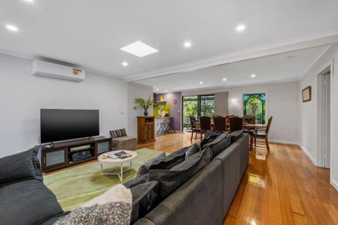 Roses On The River - An Absolute River Frontage Cottage - Whitsundays Accommodation 0