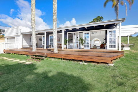 Rosewood House - Whitsundays Accommodation 0