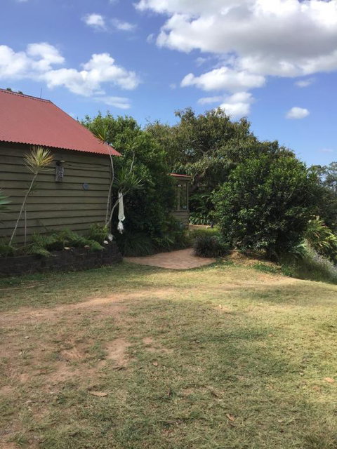 Rossmount Rural Retreat - Whitsundays Accommodation 1