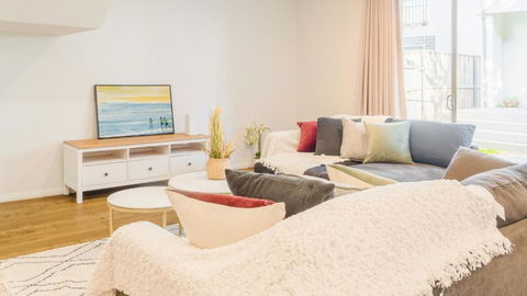 Rousehill 4Br House Close To Train&Shopping&Parks - Whitsundays Accommodation 3