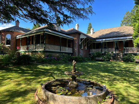 Rowan Brae Historic Guesthouse - Whitsundays Accommodation 3