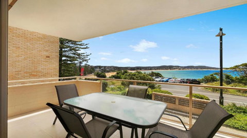 Roweshaven Amazing Views, Close To Beach Accom Holidays - Whitsundays Accommodation 0