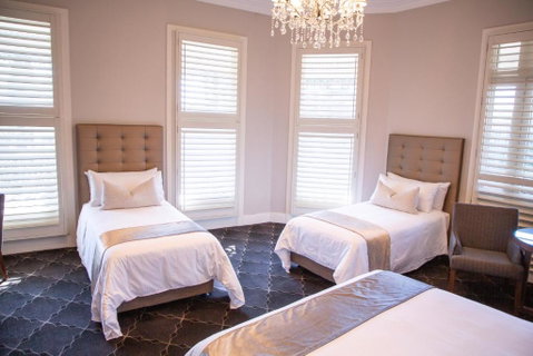 Royal Hotel Randwick - Whitsundays Accommodation 1