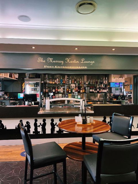 Royal Hotel-Motel - Whitsundays Accommodation 3